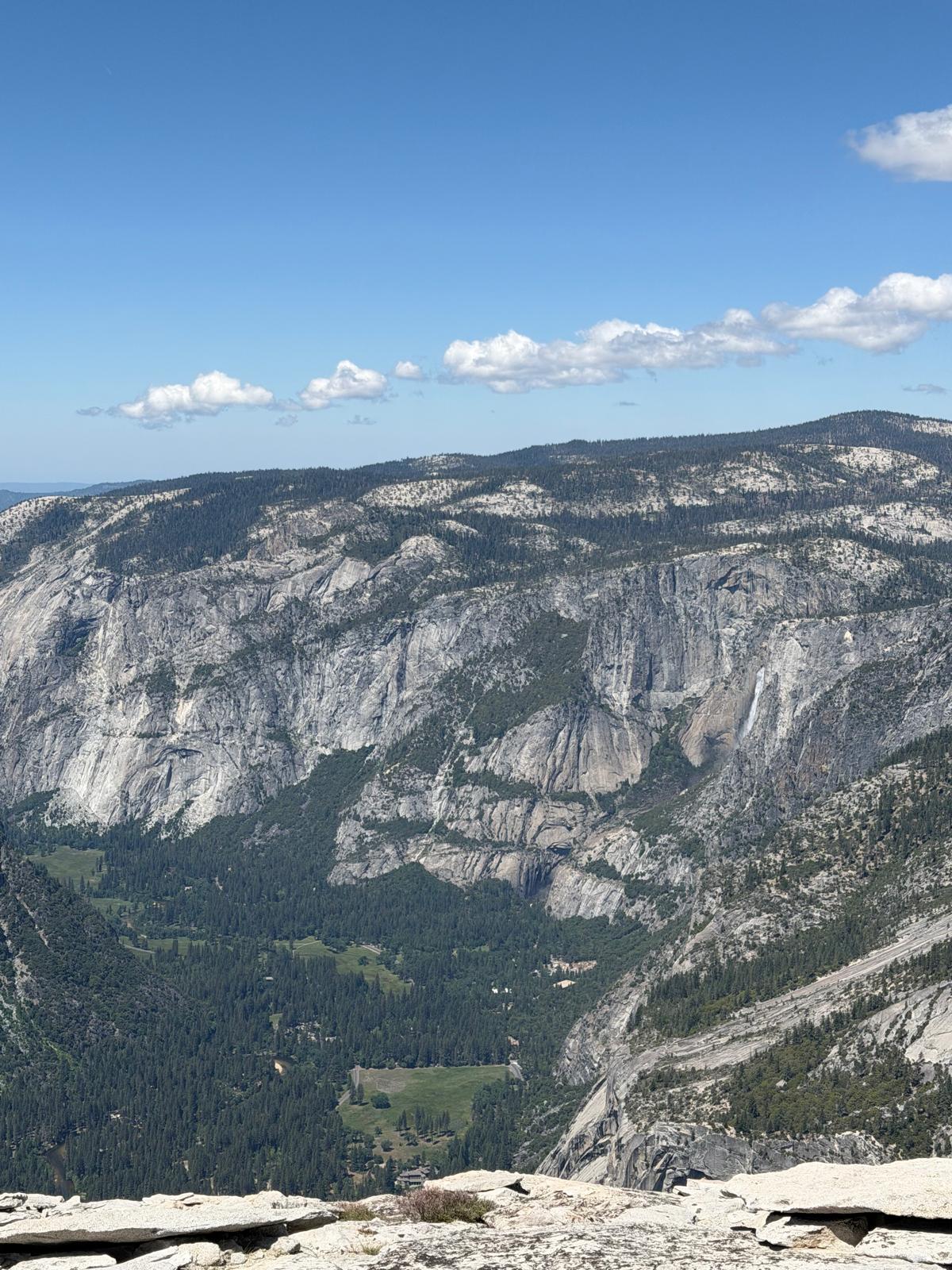 halfdomeyosemitevalley3